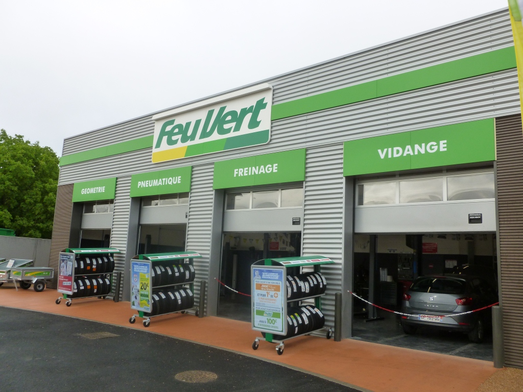 Feuvert Centre Auto Atelier Et Surface De Vente - Feu Vert Franchise